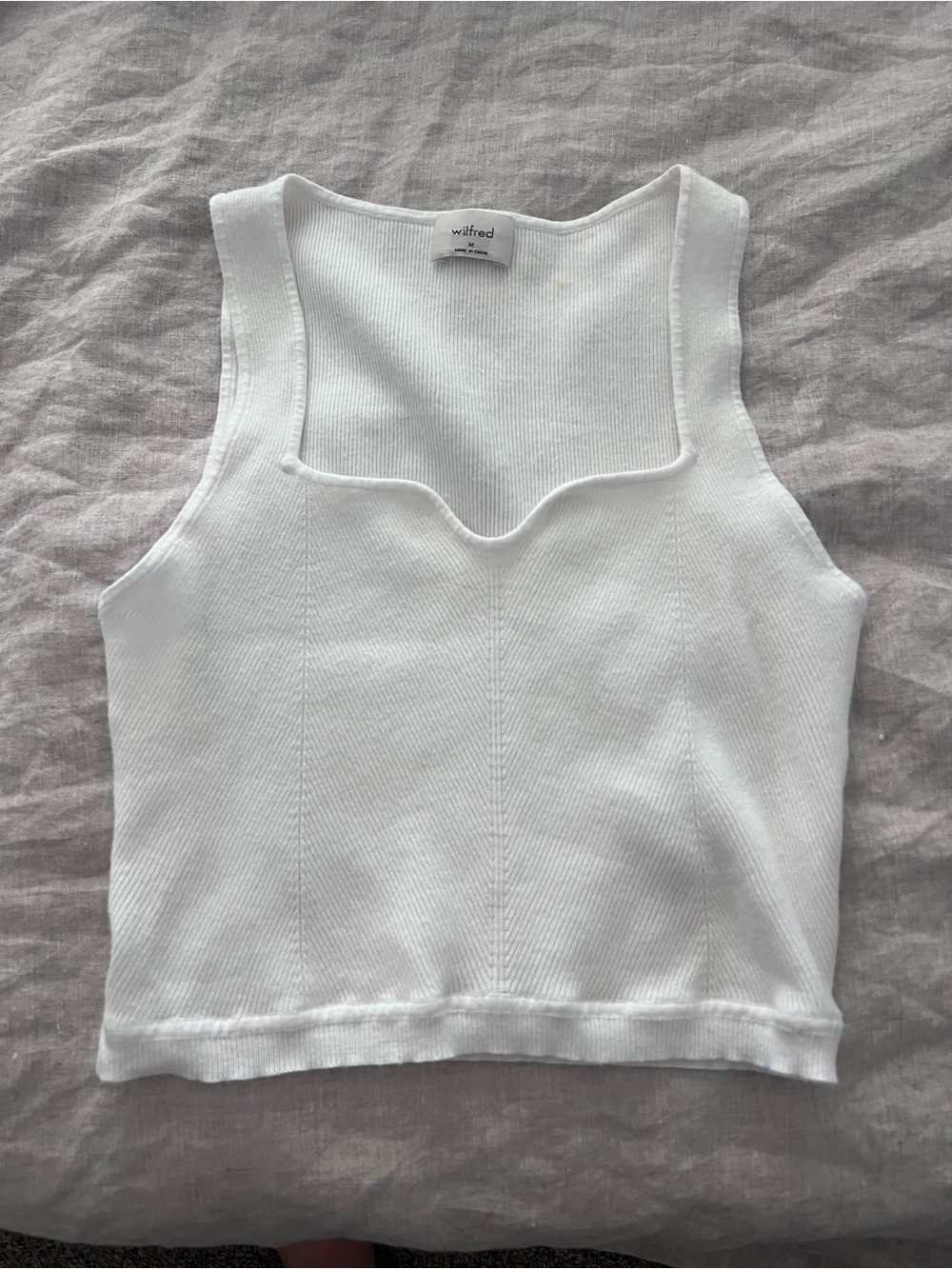 Aritzia Wilfred White Ribbed Sweetheart Crop Tank